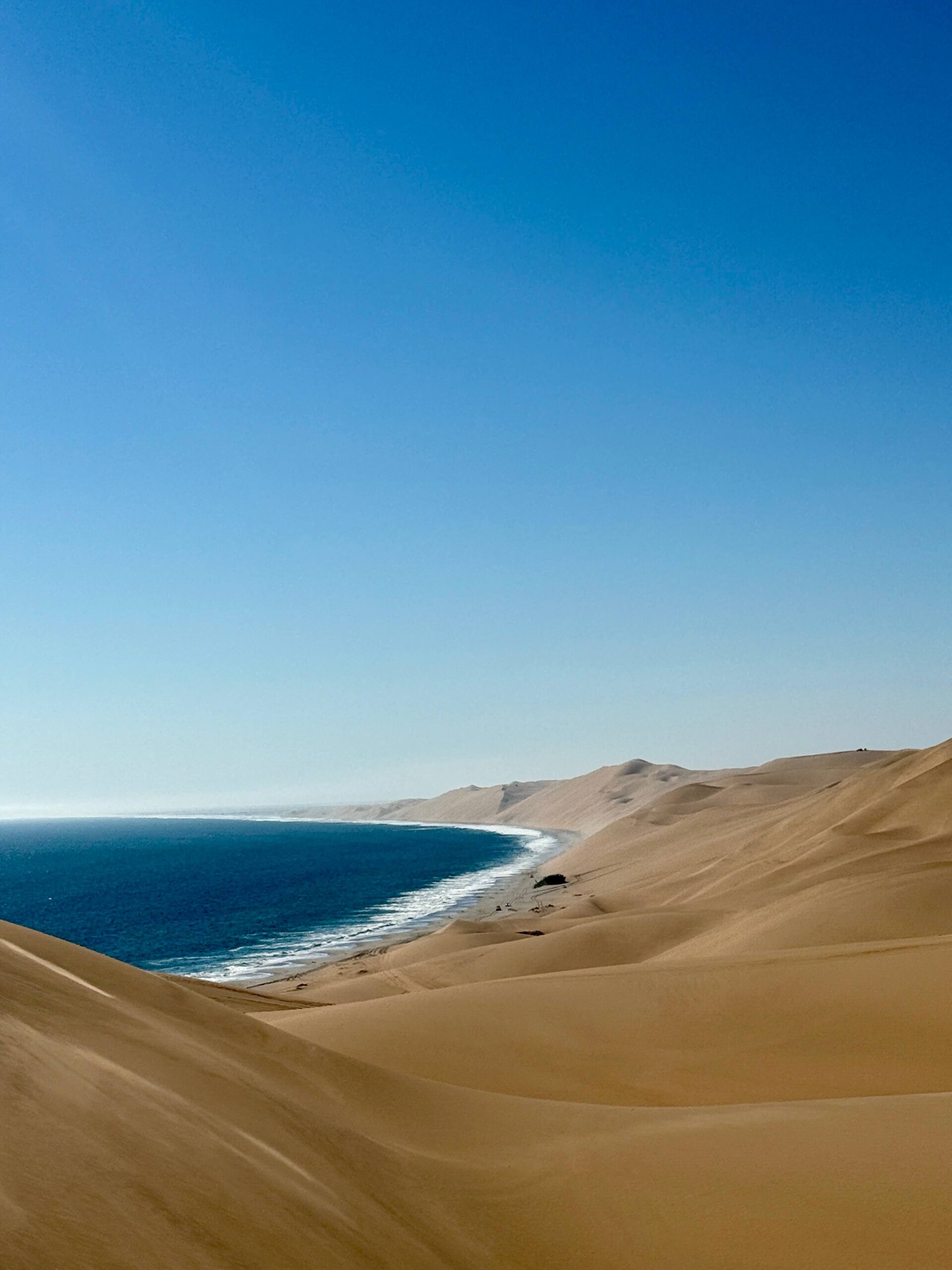 Retraite en Namibie DELEST RETREAT voyage initiatique désert Namib sandwich Harbor